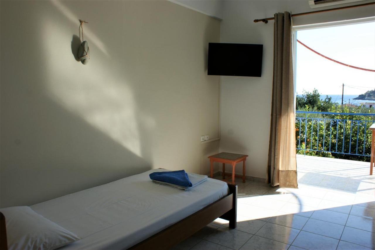 Elena's Family Apartmets Λεωνίδιο Εξωτερικό φωτογραφία